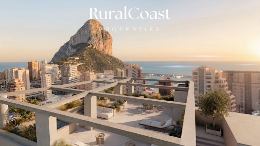 Ático de lujo con solárium privado, jacuzzi y vistas panorámicas en Calpe