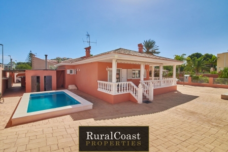 Precioso Chalet en una de las mejores zonas de Mutxamel- Almajada de 3 dormitorios, 2 baños y piscina privada