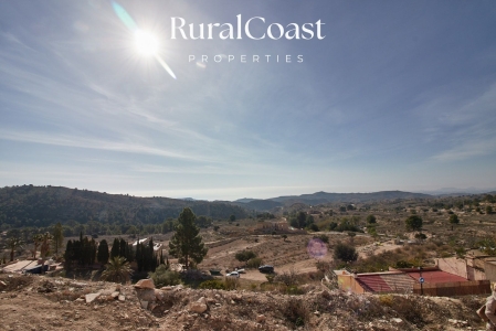 122m2 Plot of Land in residential area of Aigues