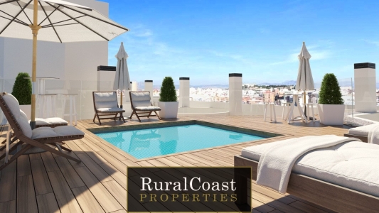 Fabuloso piso en el centro de Alicante. 3 habitaciones. 2 baños. Piscina. Parking. Trastero. Vistas al mar y montaña