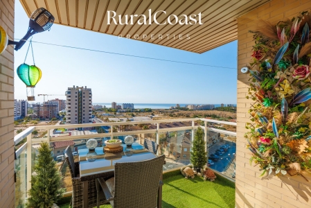 Apartamento en séptima planta con vistas al mar en una ubicación privilegiada de El Campello