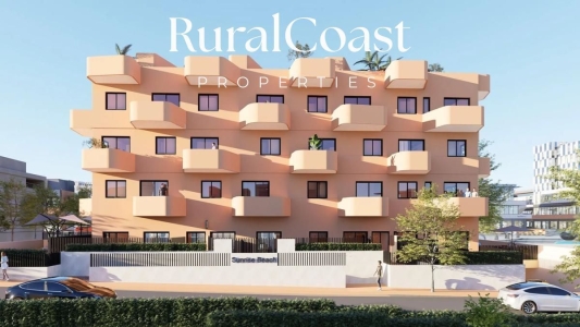 Exclusiva vivienda en planta baja de esquina con el mayor jardín y terraza de la promoción y vistas al mar, en primera línea del Mediterráneo