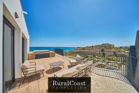 Spectaculair gloednieuw luxe duplex penthouse aan het strand in Villajoyosa